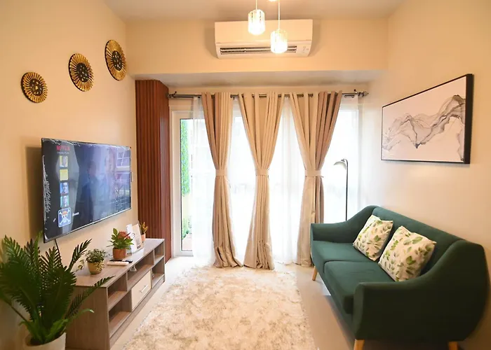 Kuya Awens Staycation Aparthotel
