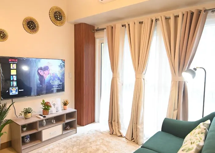 Kuya Awens Staycation 4* Manila