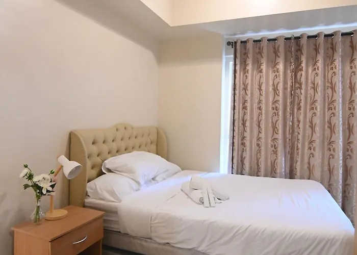 Kuya Awens Staycation 4* Manila