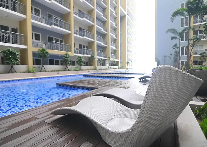 Kuya Awens Staycation 4* Manila