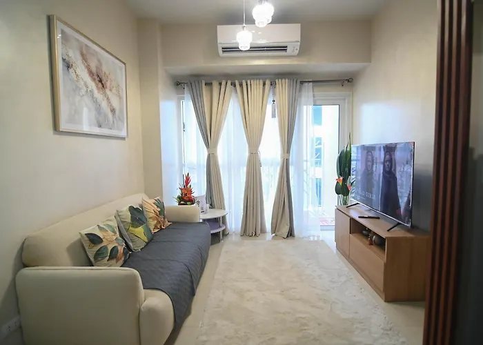 Kuya Awens Staycation 4* Manila