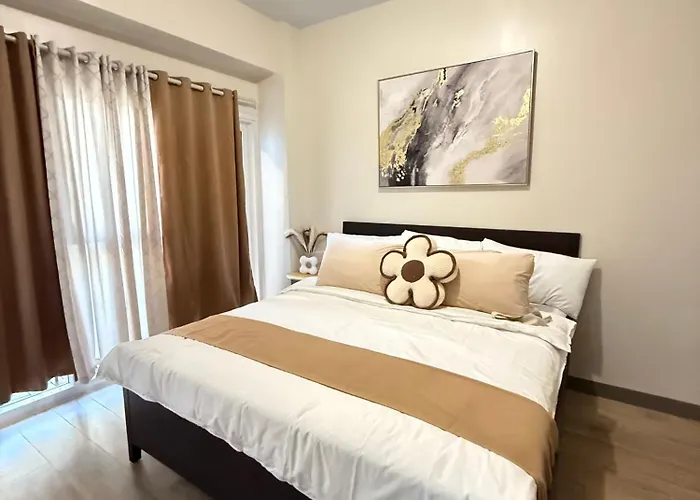 Aparthotel Kuya Awens Staycation 4*