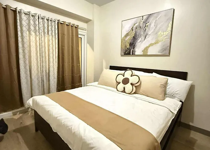 Kuya Awens Staycation 4* Manila